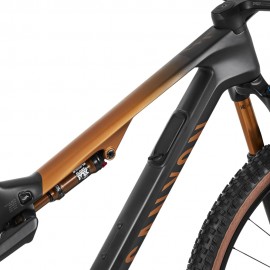 2024 Canyon Lux Trail CFR Mountain Bike